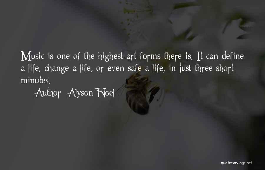 Alyson Noel Quotes 2209043