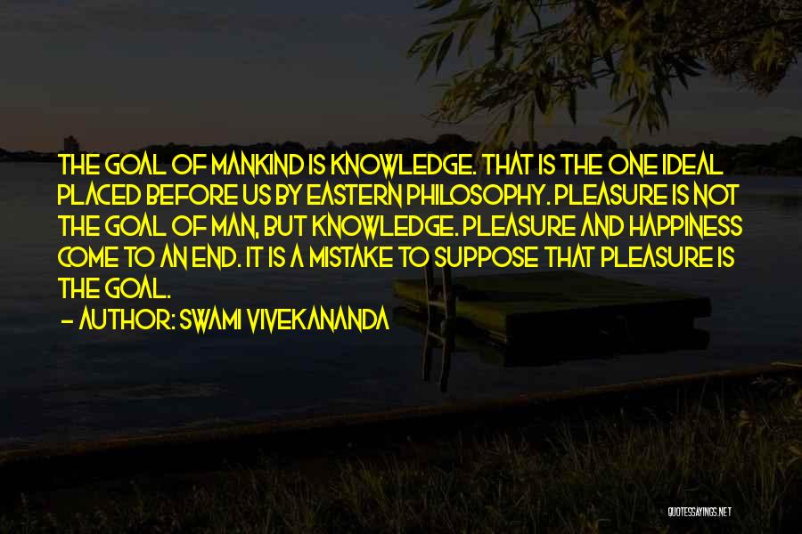 An Ideal Man Quotes By Swami Vivekananda
