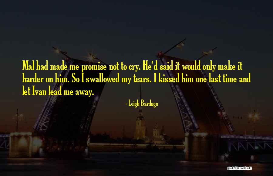 Bekritiseren Quotes By Leigh Bardugo Bekritiseren Quotes By Leigh Bardugo