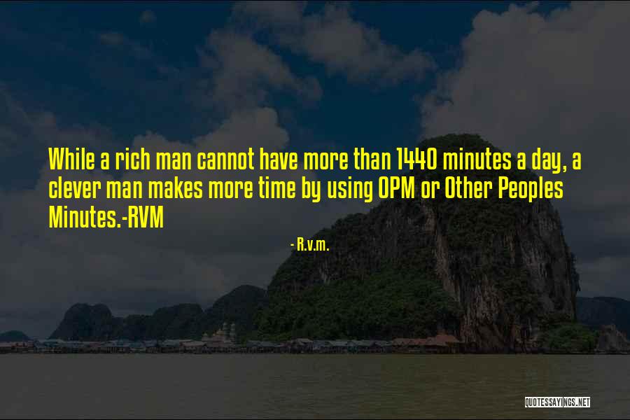 Cozinha Pequena Quotes By R.v.m. Cozinha Pequena Quotes By R.v.m.