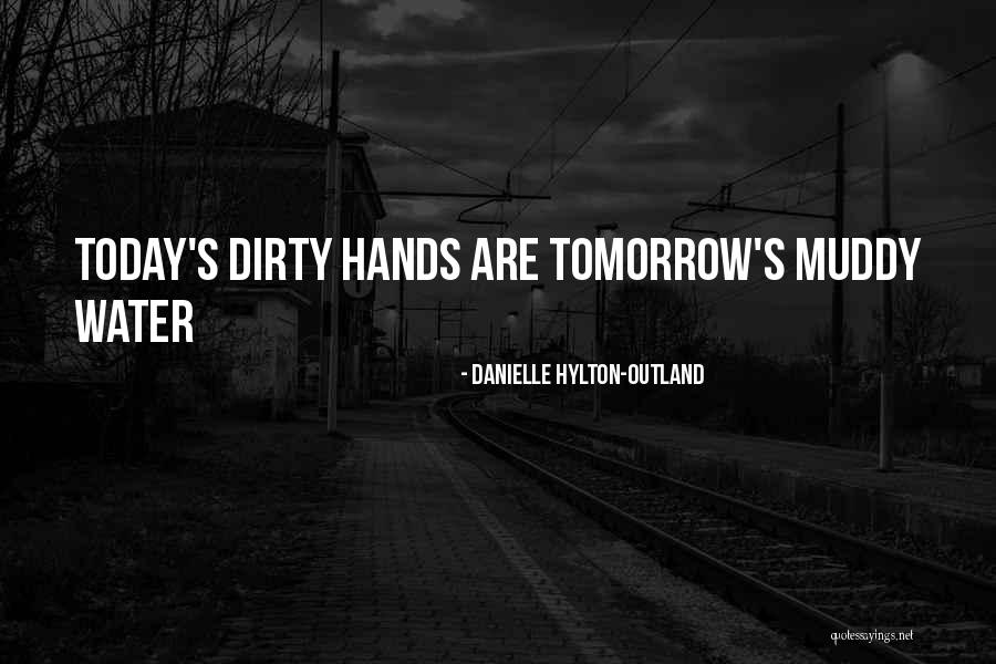 Credincios Versuri Quotes By Danielle Hylton-Outland Credincios Versuri Quotes By Danielle Hylton-Outland