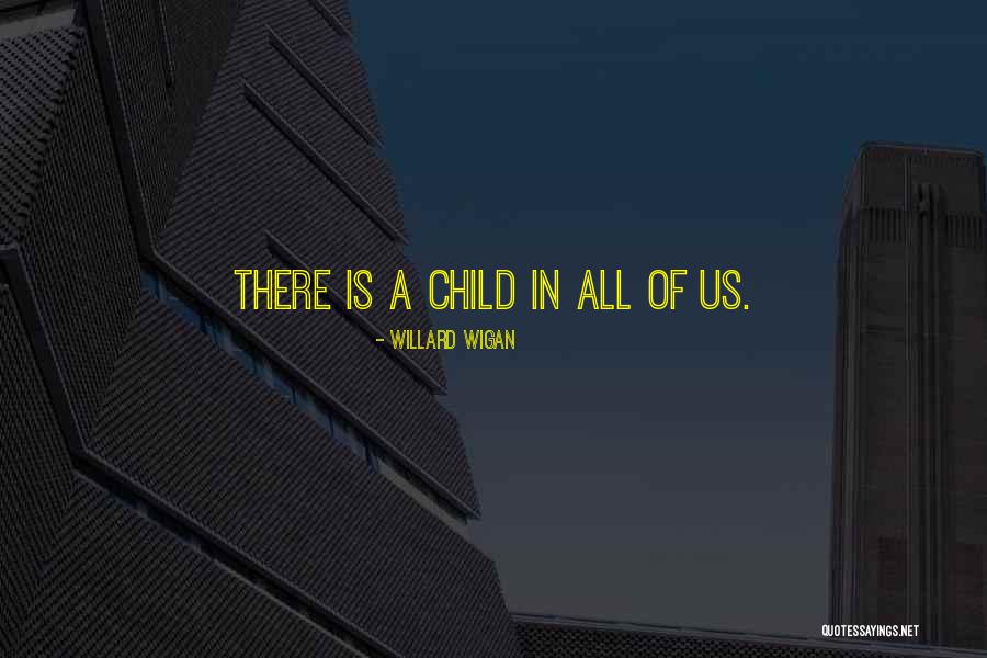 Dewoody Air Quotes By Willard Wigan Dewoody Air Quotes By Willard Wigan