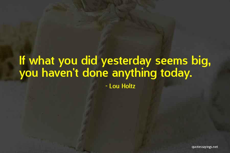 Esvair Quotes By Lou Holtz Esvair Quotes By Lou Holtz
