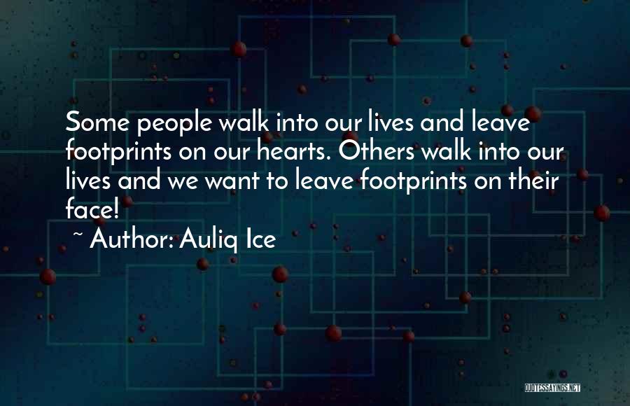 Footprints Friendship Quotes By Auliq Ice