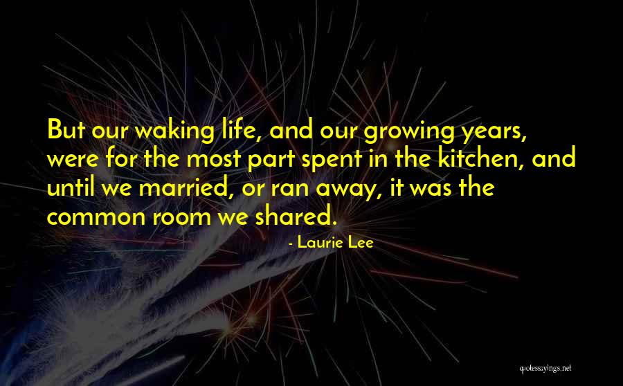 Giraumon Quotes By Laurie Lee Giraumon Quotes By Laurie Lee