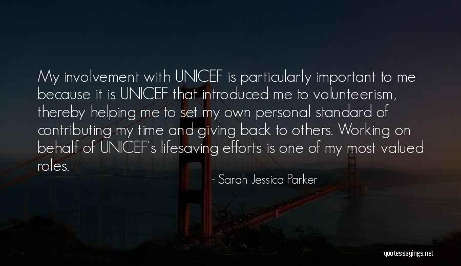 Helping Others Giving Quotes By Sarah Jessica Parker Helping Others Giving Quotes By Sarah Jessica Parker