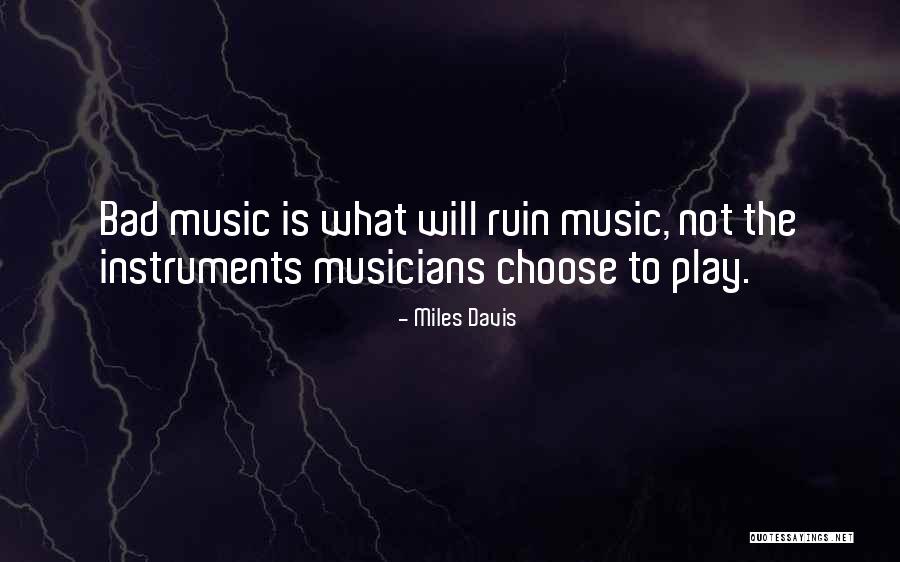 Husband And Wife Quarreling Quotes By Miles Davis Husband And Wife Quarreling Quotes By Miles Davis