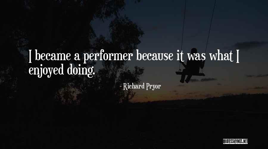 Kerchiefs As Headwear Quotes By Richard Pryor Kerchiefs As Headwear Quotes By Richard Pryor
