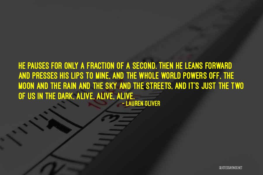 Kiss In The Rain Quotes By Lauren Oliver Kiss In The Rain Quotes By Lauren Oliver