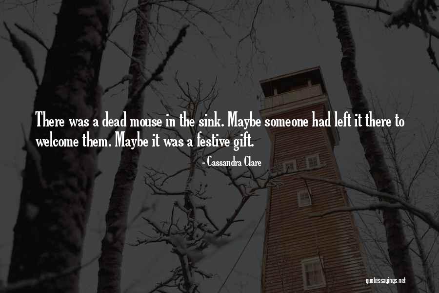 Little Queen Bee Quotes By Cassandra Clare Little Queen Bee Quotes By Cassandra Clare