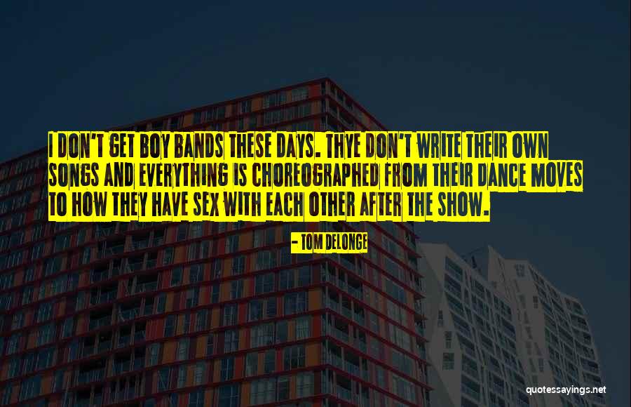Moves The Song Quotes By Tom DeLonge Moves The Song Quotes By Tom DeLonge