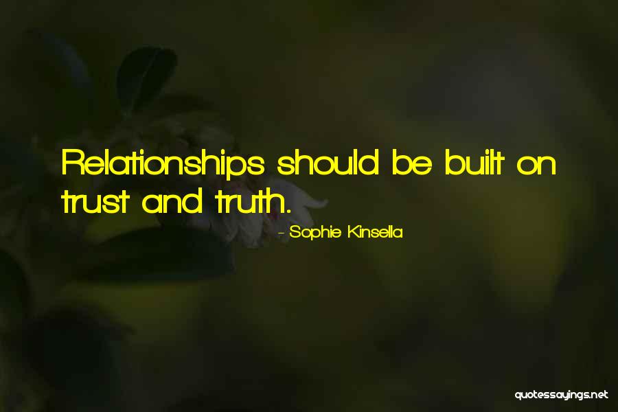 Murph On Fashion Quotes By Sophie Kinsella Murph On Fashion Quotes By Sophie Kinsella