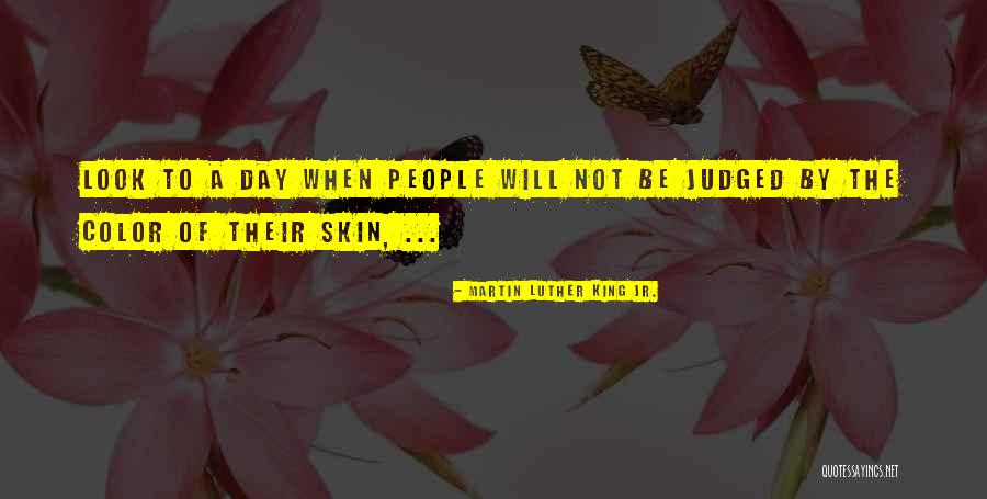 Przechodzki Quotes By Martin Luther King Jr. Przechodzki Quotes By Martin Luther King Jr.