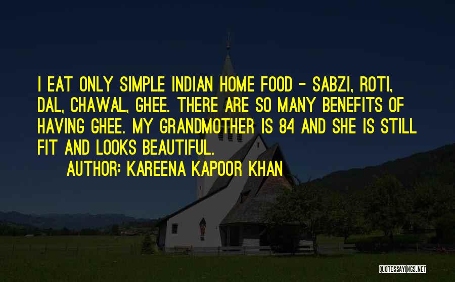 She Looks Beautiful Quotes By Kareena Kapoor Khan