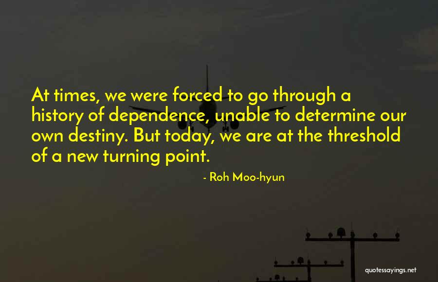 Showiest Quotes By Roh Moo-hyun Showiest Quotes By Roh Moo-hyun