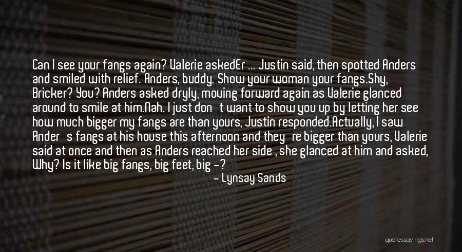 Side Smile Quotes By Lynsay Sands Side Smile Quotes By Lynsay Sands